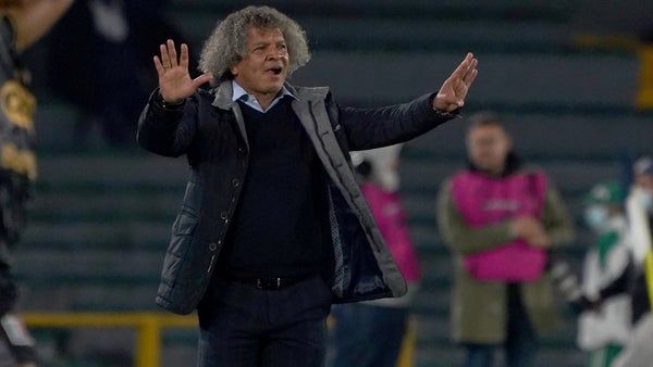 Alberto Gamero estaría buscando dirigir en el exterior