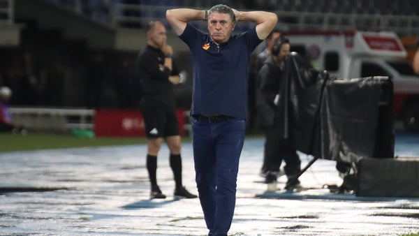 Deportivo Pereira anunció la salida de su entrenador