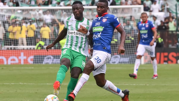 Nacional derrotó al último minuto a Unión Magdalena