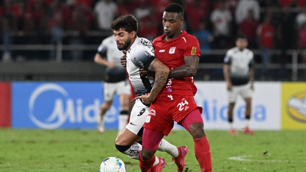 Corinthians rescató un valioso punto ante América por Sudamericana