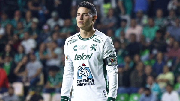 FIFA ratifica sanción a León y James queda en manos del TAS