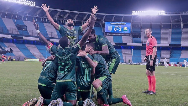 Jugador de Bucaramanga calentó el ambiente previo al duelo vs. Racing
