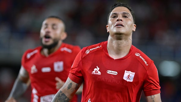 ¡Roja para ‘Juanfer’! Mira la jugada por la que fue expulsado la figura de América