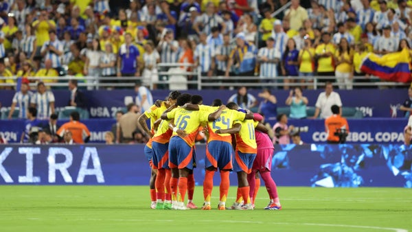 Dos grandes del FPC, en la mira de jugador de selección Colombia
