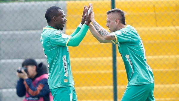 Real Cundinamarca venció a Barranquilla y se afianza en los 8 Real Cundinamarca venció a Barranquilla y se afianza en los 8