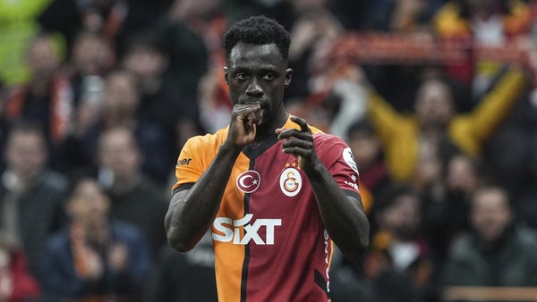 Davinson Sánchez, tendencia por golazo y gesto con un compañero en Galatasaray