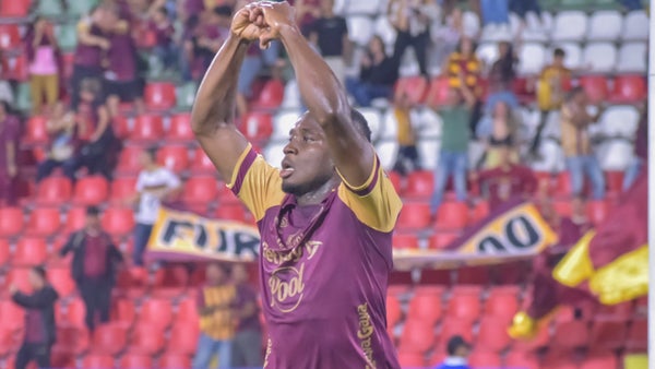 Deportes Tolima por poco marca un golazo de chilena