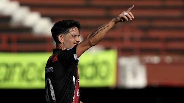 Cúcuta goleó a Atlético y se acercó al liderato del Torneo