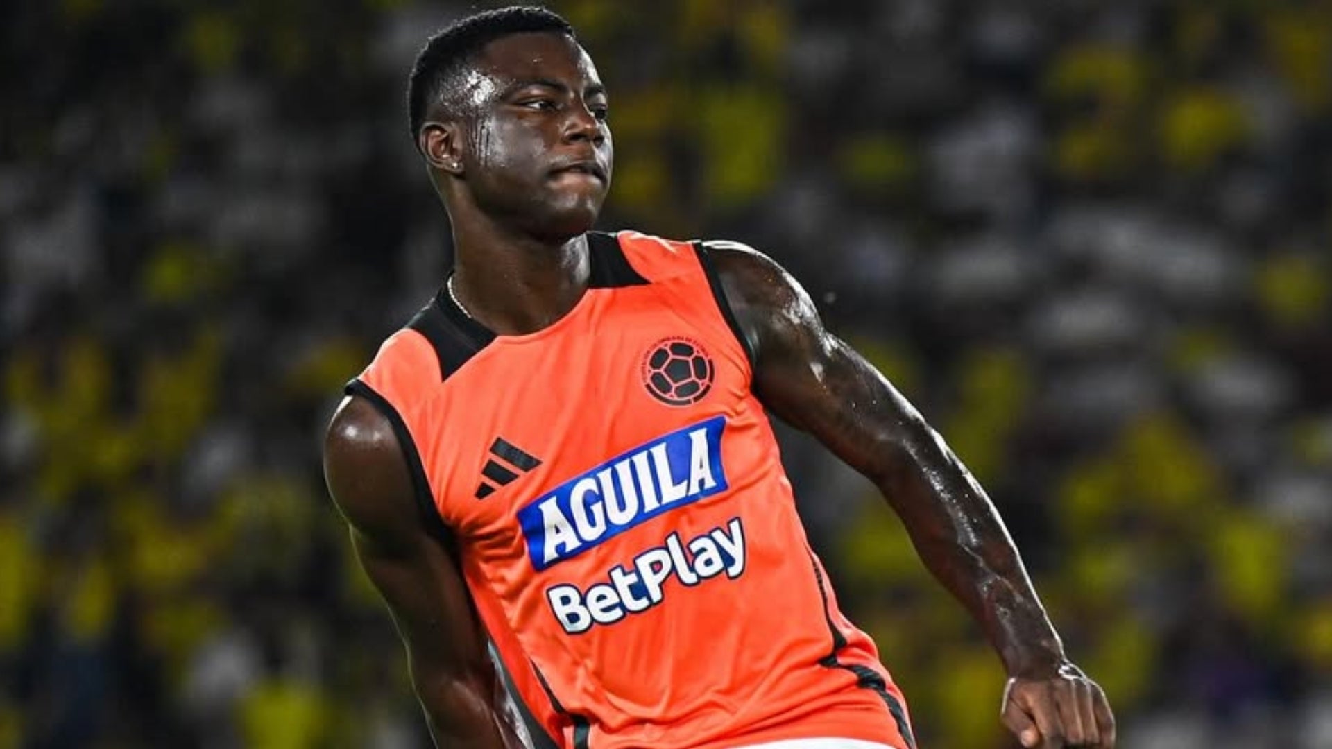 Marino Hinestroza con selección Colombia - @maarii_angulo