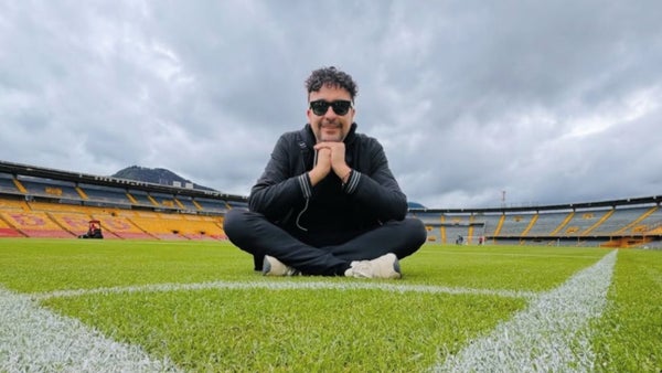 Andrés Cepeda confesó de qué equipo del FPC es hincha Andrés Cepeda confesó de qué equipo del FPC es hincha