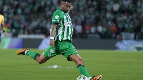 Edwin Cardona marcó un verdadero golazo para Atlético Nacional