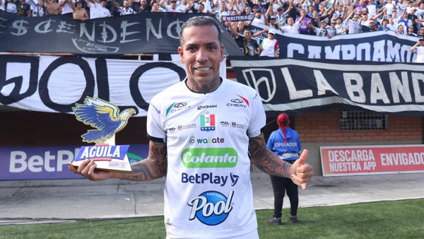 Dayro Moreno contó cómo fue el único día que el fútbol lo hizo llorar Dayro Moreno contó cómo fue el único día que el fútbol lo hizo llorar