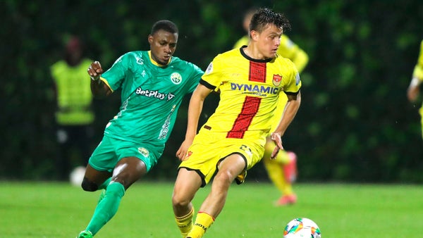 Con este gol de Huérfano, Bogotá venció a R. Cundinamarca en el final