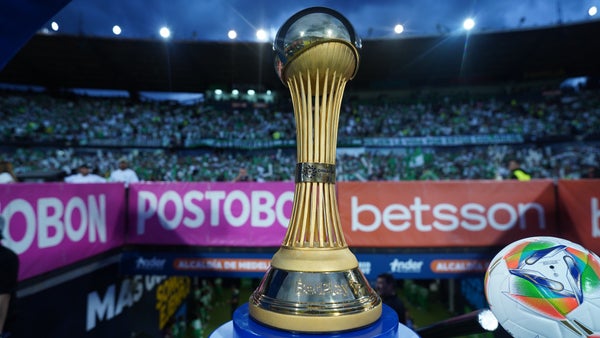 ¿Quiénes fueron los campeones del FPC cuando hubo un nuevo Papa?