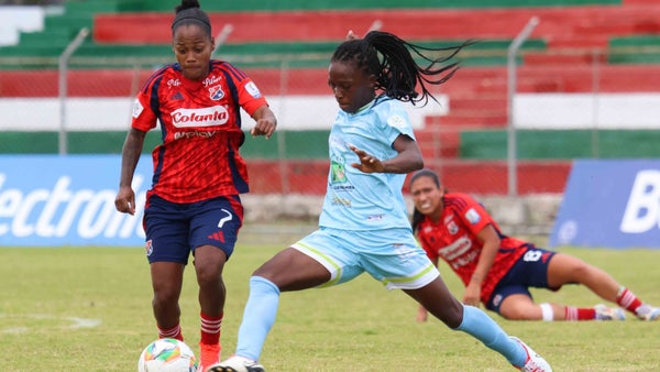 Así fue como Internacional derrotó a Medellín y se quedó con los puntos Así fue como Internacional derrotó a Medellín y se quedó con los puntos