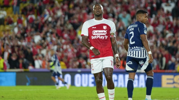 Por esta falta fue que Santa Fe cobró penalti vs. Junior