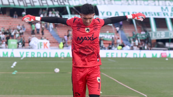 Armesto le ganó el duelo a Sarmiento en Nacional vs. Llaneros