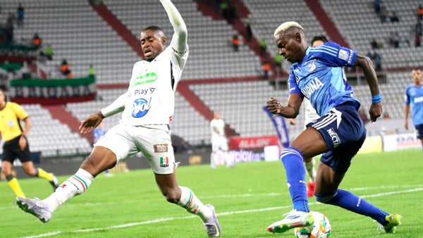 ¿Era penal? Millonarios pidió esta jugada como penalti