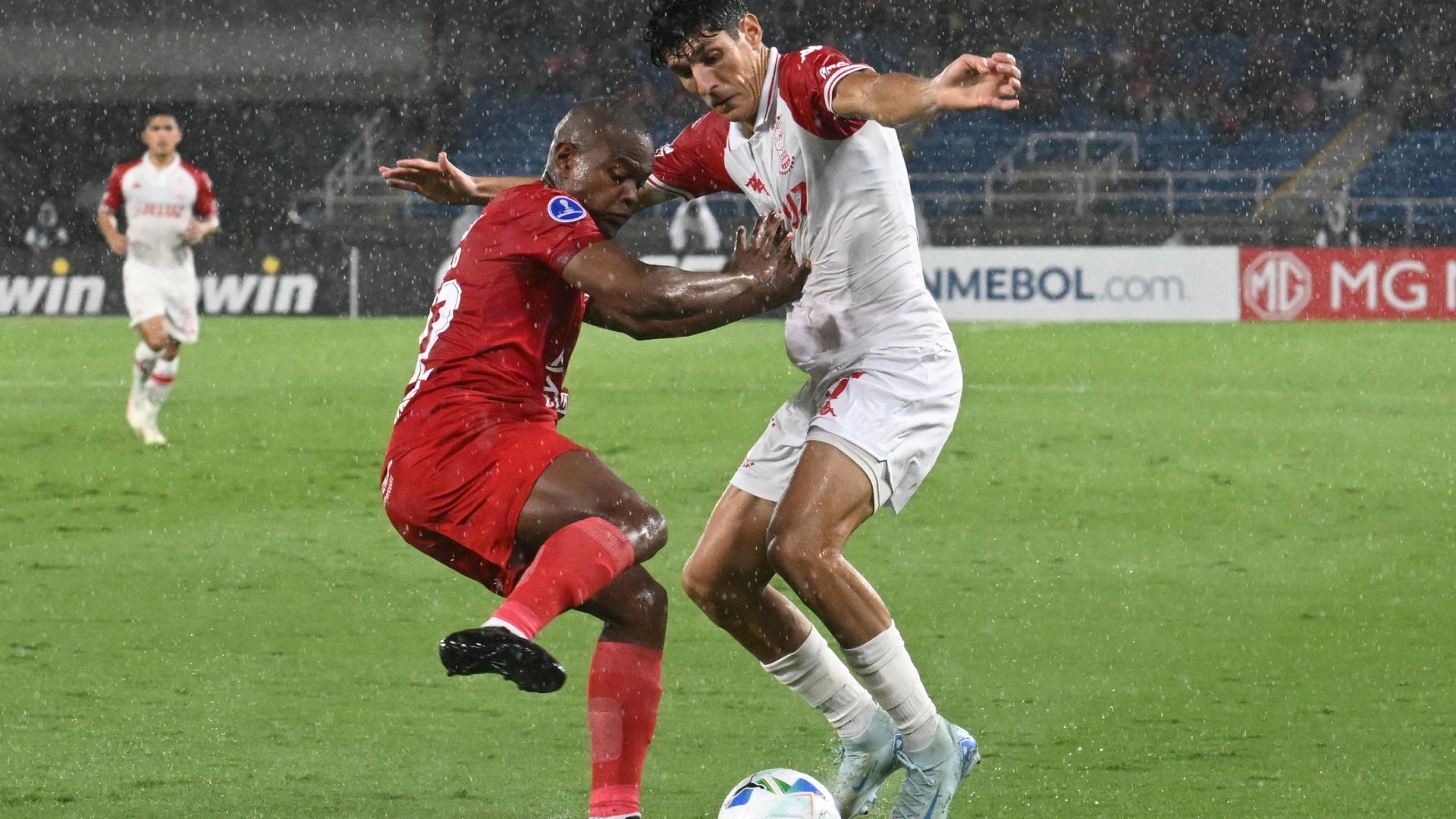 América Huracán