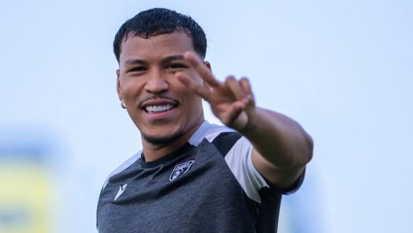 Roger Martínez amargó a Jhon Durán: Al Taawon le empató a Al-Nassr