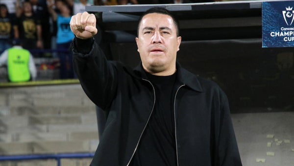 Efraín Juárez quiere a goleador colombiano para Pumas