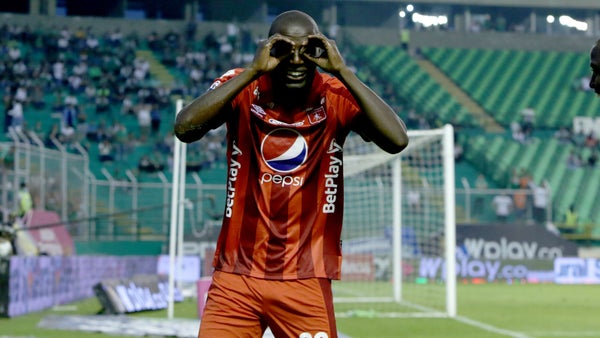 ¿Adrián Ramos llegaría a un grande del FPC tras sorpresiva visita?