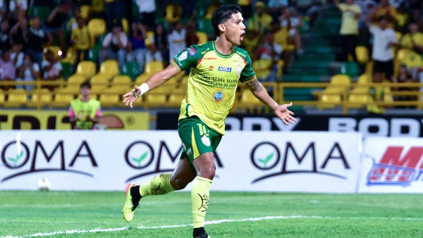 Con triplete de Freddy Montero, R. Cartagena goleó a Quindío