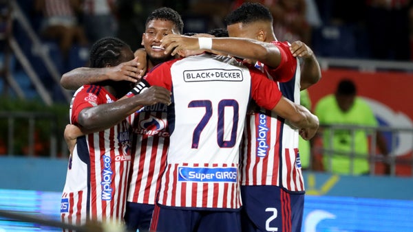 Junior confirmó una baja por lesión hasta el próximo semestre