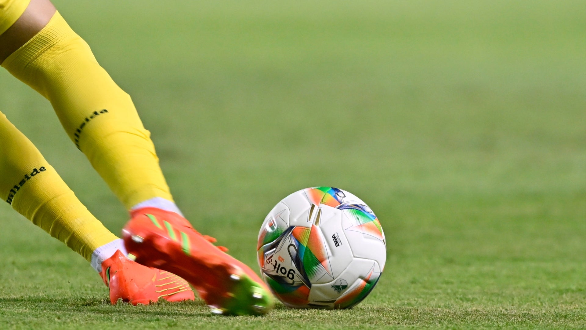 Fútbol colombiano Fútbol colombiano