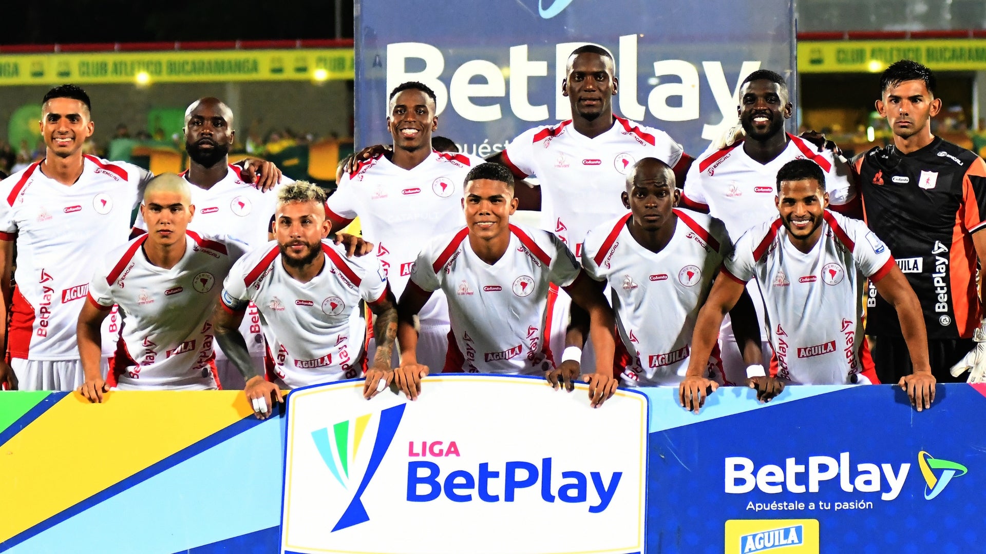 América recupera a dos piezas clave - VizzorImage