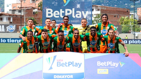 Mira la acción por la que Envigado pidió penalti ante Llaneros