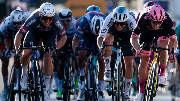 Simón Yates es el nuevo campeón del Giro de Italia