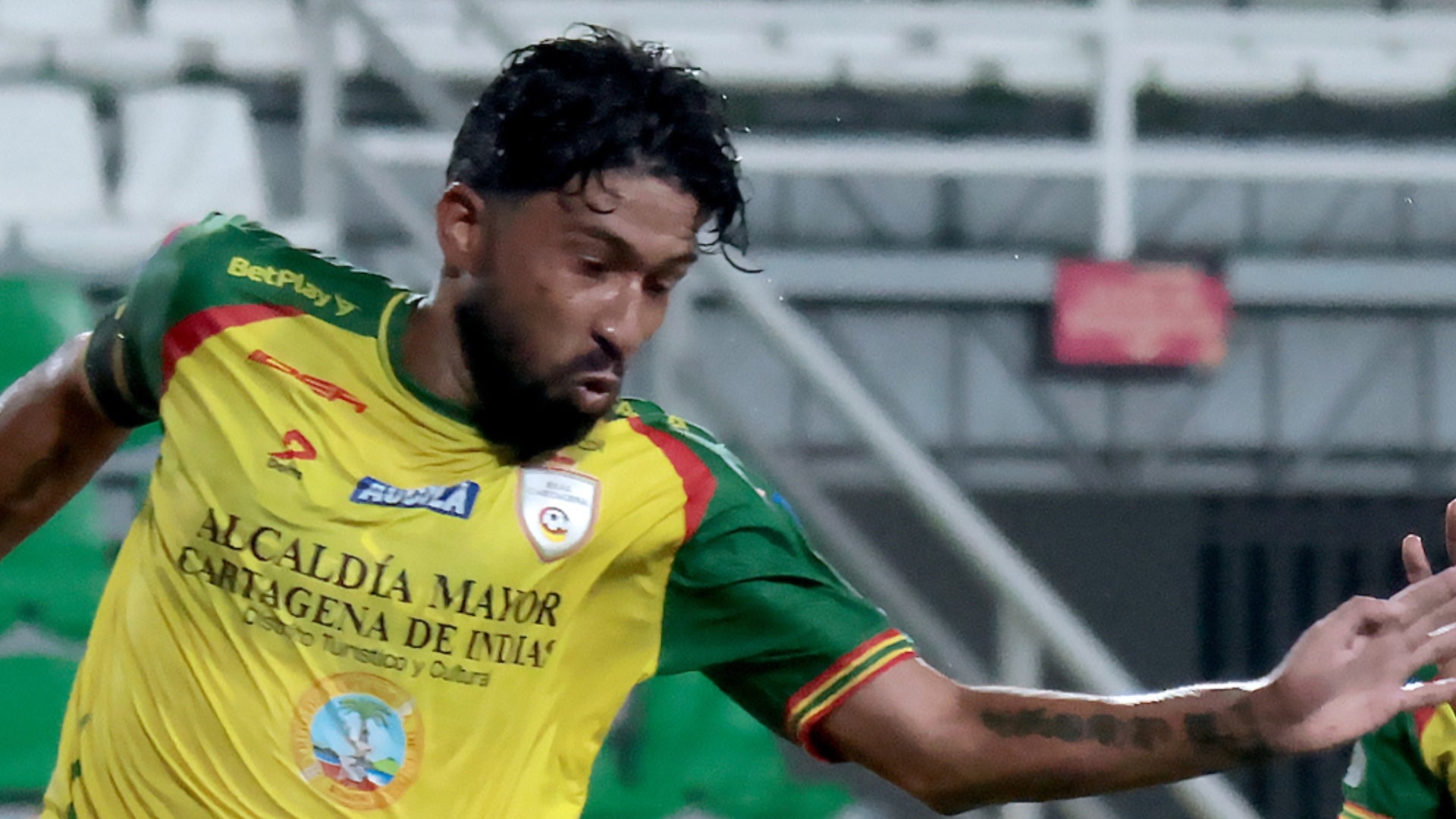 Marrugo se devoró el gol frente al arco - VizzorImage Christian Marrugo en Real Cartagena - VizzorImage