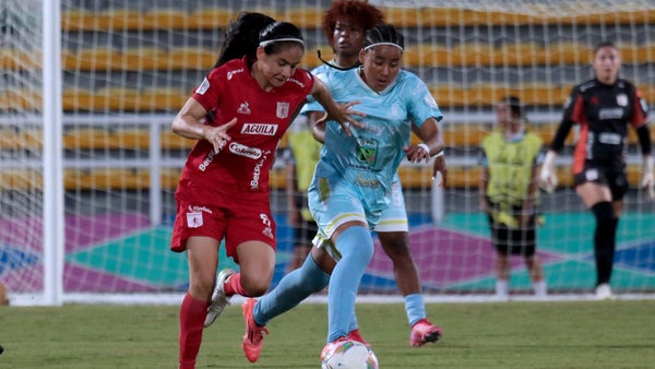 Internacional sorprende a América y se mete entre los tres primeros