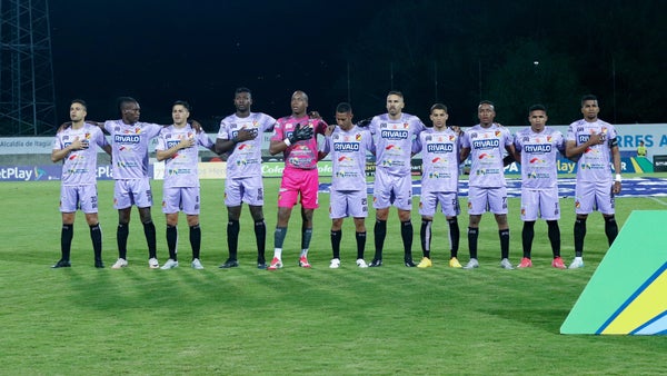 ❌ Insólito error terminó en gol de Leones a Pereira