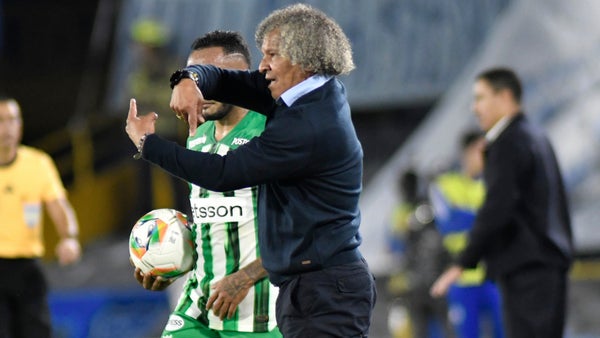 Alberto Gamero tendría todo listo para dirigir equipo del FPC