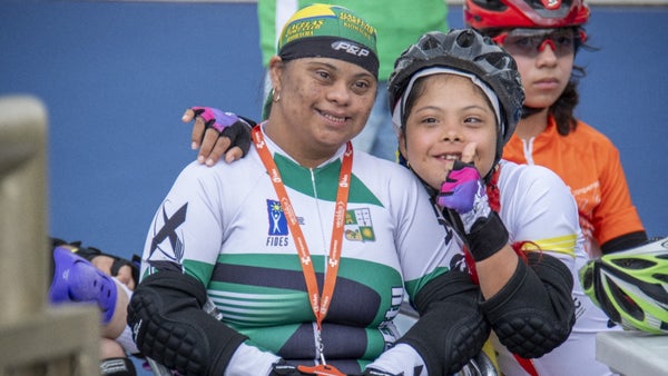 Más de 1.000 deportistas brillaron en las Olimpiadas FIDES 2025