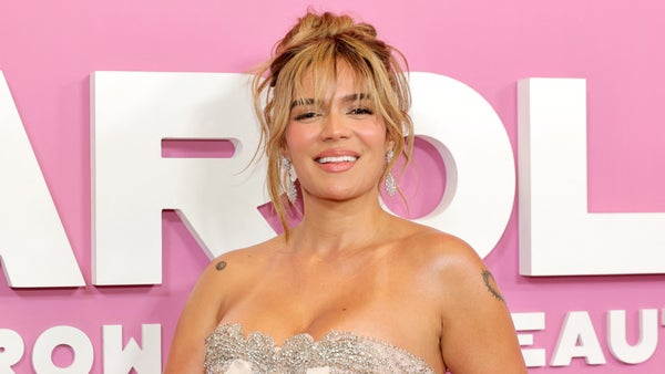 Karol G presenta Tropicoqueta, su álbum más tropical y diverso