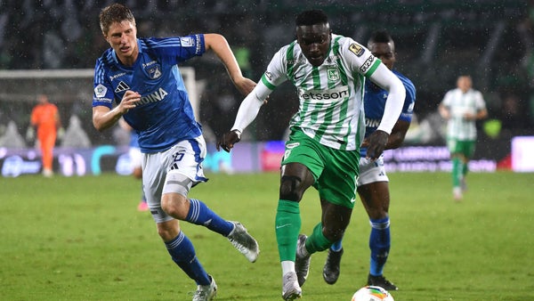 Kevin Viveros deja Nacional y es presentado por Athletico Paranaense