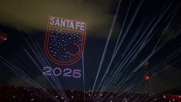 Santa Fe lanzó una camiseta conmemorativa por la décima estrella