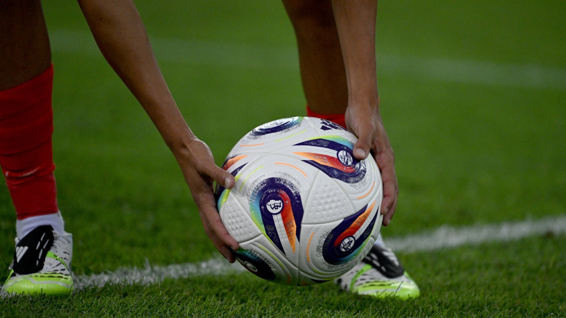 Balon Konektis de Adidas en la Eurocopa Femenina 2025 - AFP