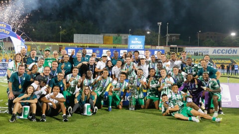 Nacional campeón de la Superliga