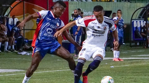 Alianza enfrenta a Medellín