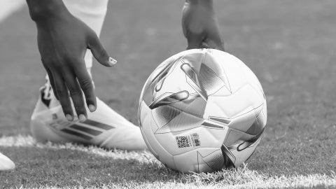FPC de luto por el fallecimiento de jugador exNacional y América - VizzorImage