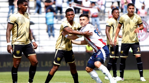 Aguilas recibió a Junior