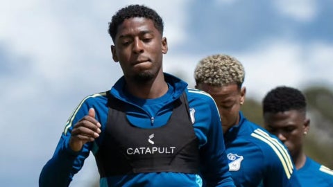 Victoria, Beckham y Villarreal en entreno con Millonarios - @millosfcoficial