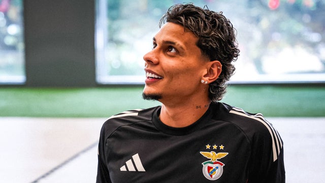 Richard Ríos entrena con Benfica de Portugal - @SLBenfica