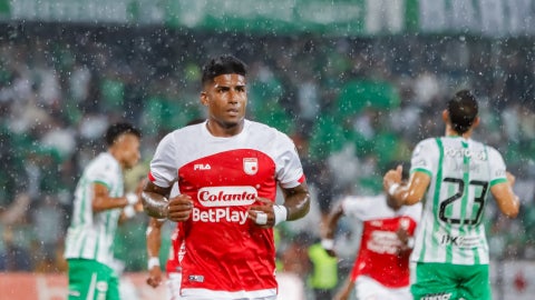 Santa Fe está invicto y se asegura un cupo en los 8 - VizzorImage