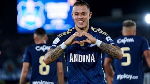 Leo Castro estuvo en la tribuna