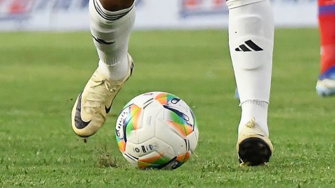 Balón de fútbol en la Liga BetPlay - VizzorImage